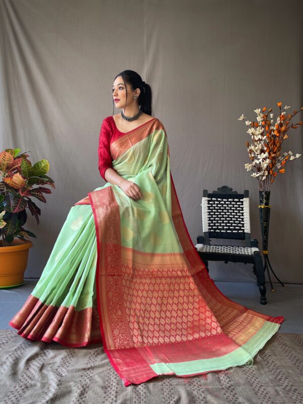 Fresh Arrival! Original Linen Saree with Chap Border & Gold Weaved Motifs | Rich Pallu & Brocade Blouse
